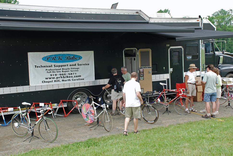 DSC_8017a.jpg - Peter Koskinen's rolling bike shop, set up at the fairground Sunday morning.